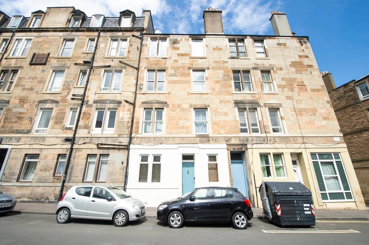 Guestready Apartment On Easter Road Edinburgh Exterior foto